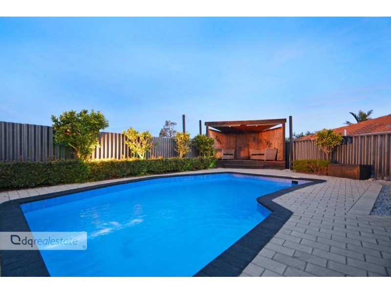 8 Donvale Court, Landsdale WA 6065
