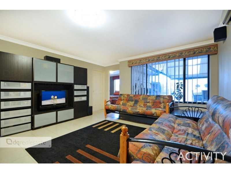 8 Donvale Court, Landsdale WA 6065