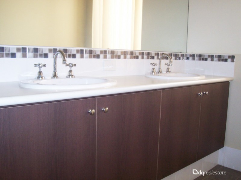 27 Condro Bend, Sinagra WA 6065