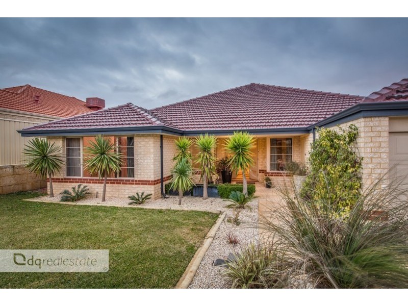 8 Archimedes Crescent, Tapping WA 6065