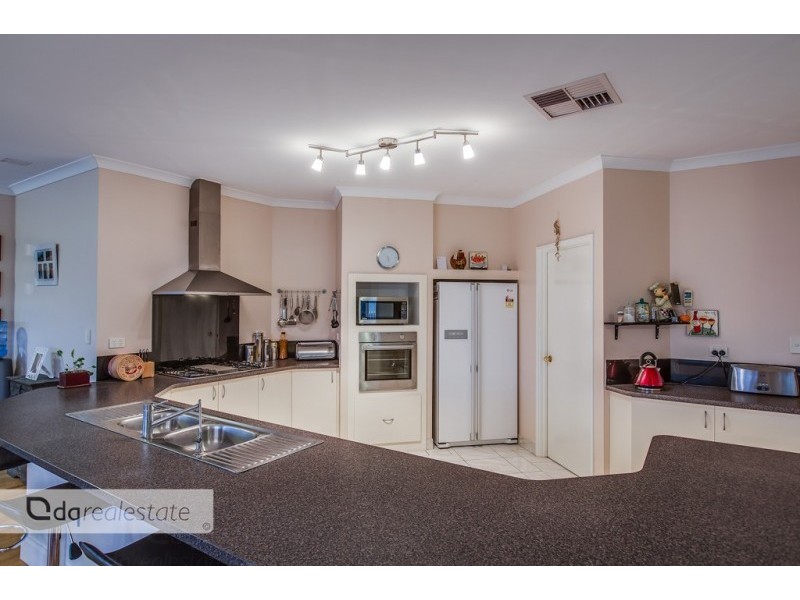 8 Archimedes Crescent, Tapping WA 6065