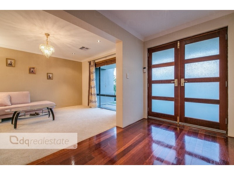 22 Crosthwaite Circle, Tapping WA 6065