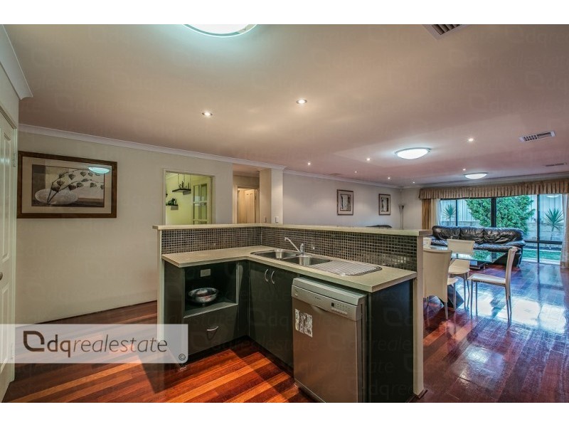 22 Crosthwaite Circle, Tapping WA 6065