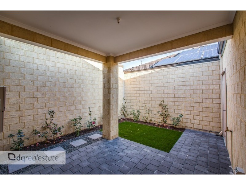 A/34 Kemp Street, Pearsall WA 6065