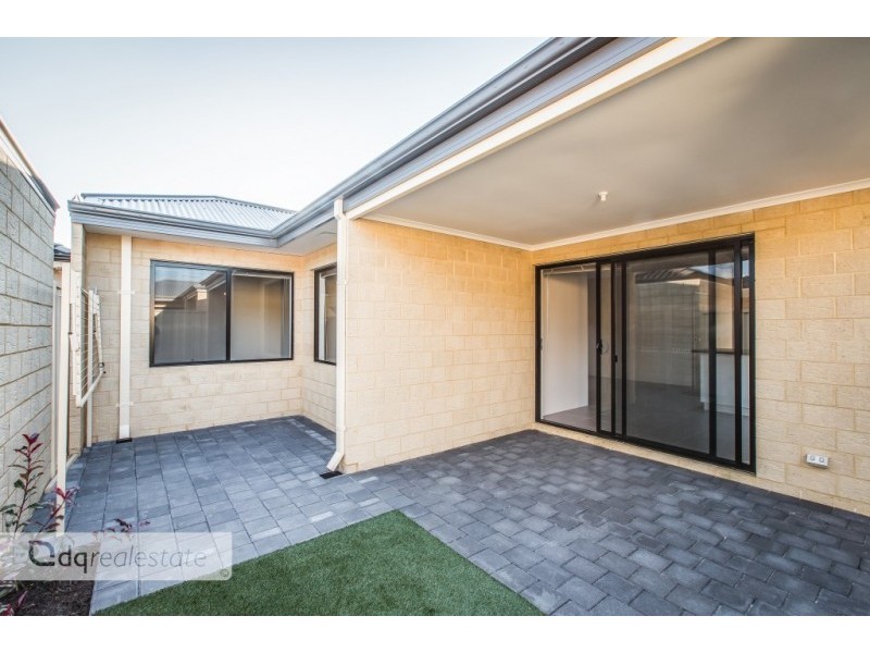 C/34 Kemp Street, Pearsall WA 6065