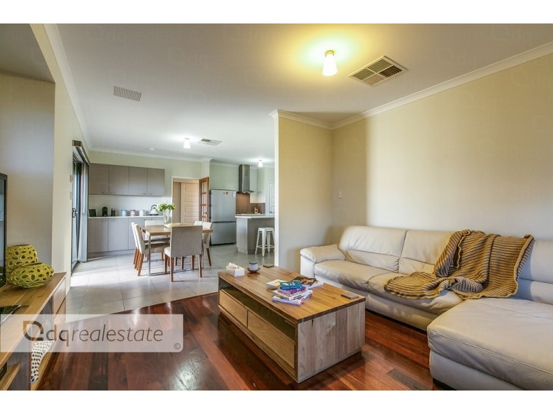 29 Shiraz Boulevard, Pearsall WA 6065