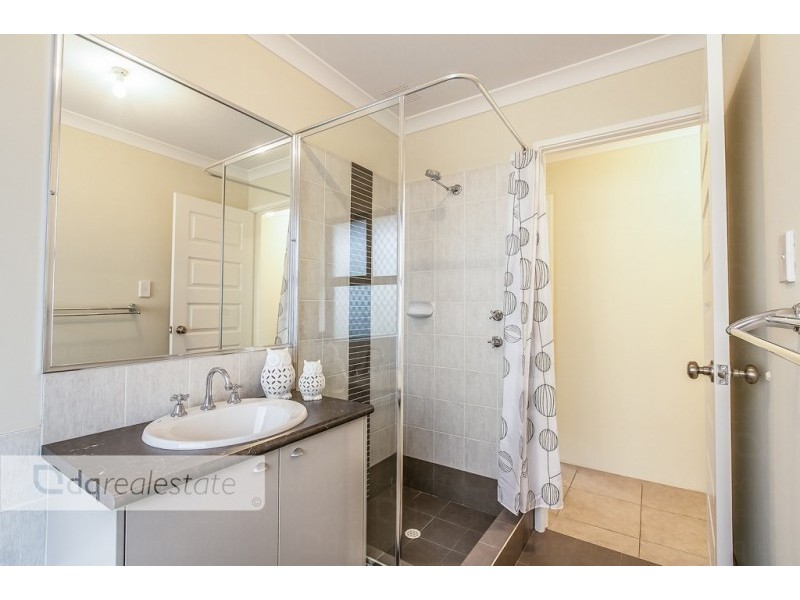 29 Shiraz Boulevard, Pearsall WA 6065