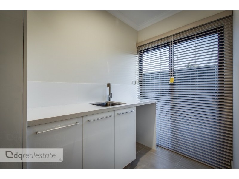 6 Marginson Drive, Landsdale WA 6065