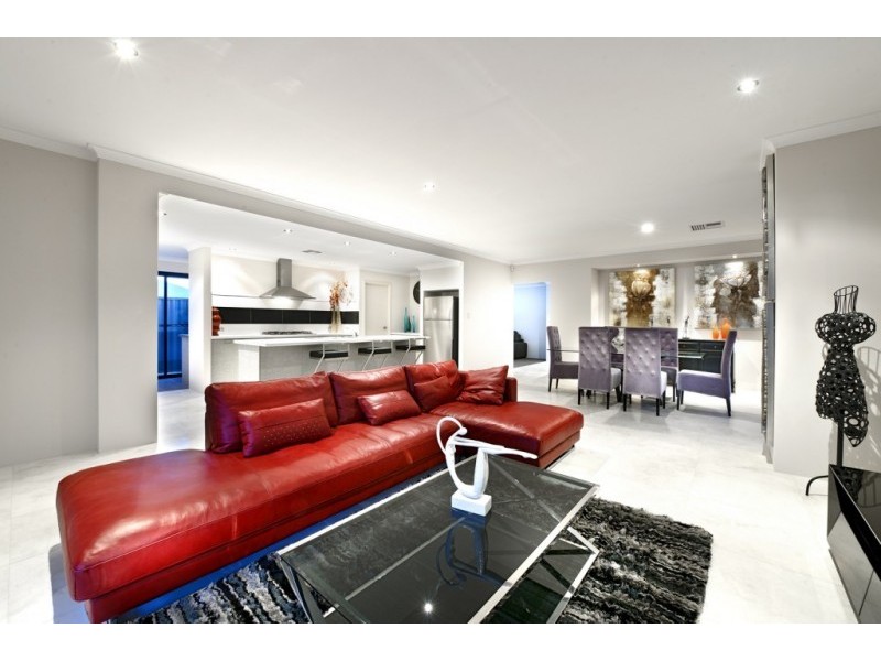 24 Monticello Meander, Landsdale WA 6065