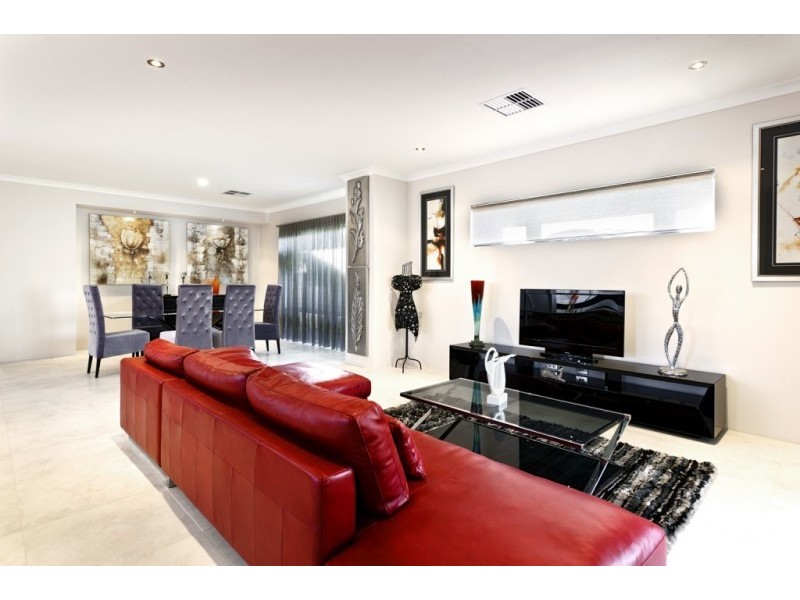 24 Monticello Meander, Landsdale WA 6065