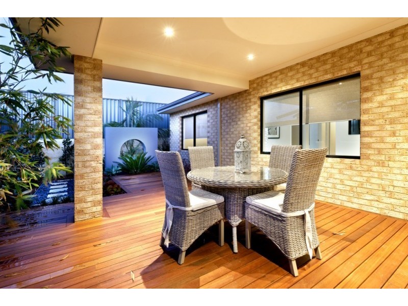 24 Monticello Meander, Landsdale WA 6065