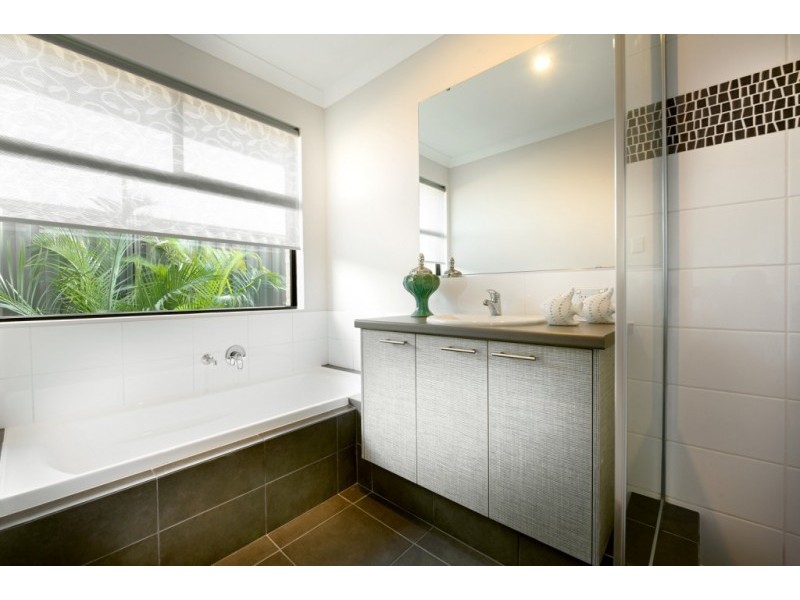 24 Monticello Meander, Landsdale WA 6065