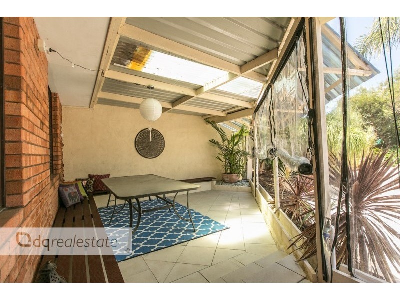 5 Elfa Court, Alexander Heights WA 6064