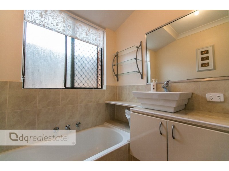 5 Elfa Court, Alexander Heights WA 6064