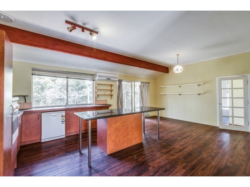 15 Abraham Court, Wanneroo WA 6065