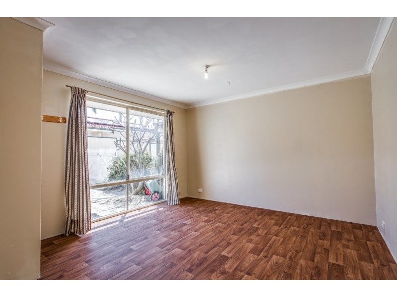 15 Abraham Court, Wanneroo WA 6065