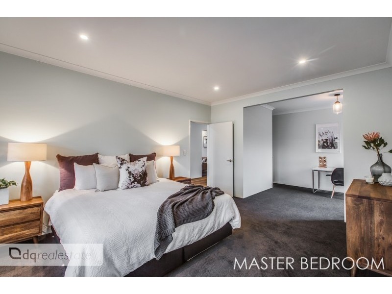 17 Dumbarton Way, Landsdale WA 6065