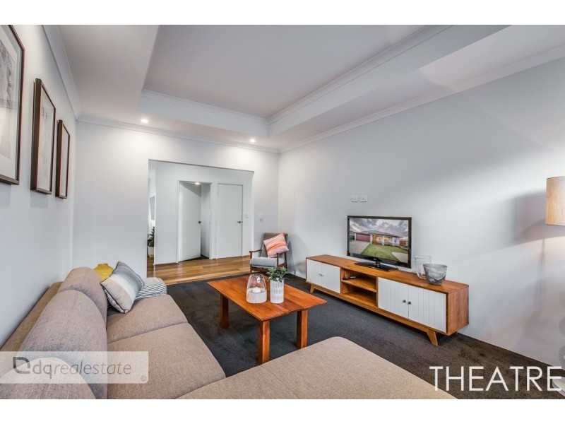 17 Dumbarton Way, Landsdale WA 6065