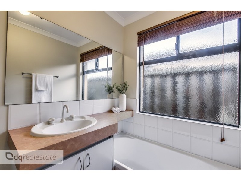 30 Rossini Circle, Ellenbrook WA 6069