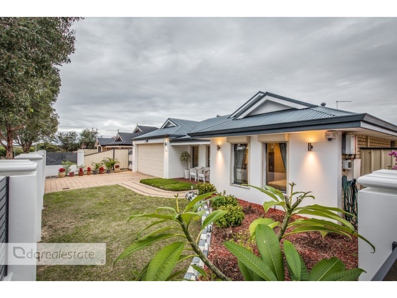 15 Harrington Avenue, Tapping WA 6065