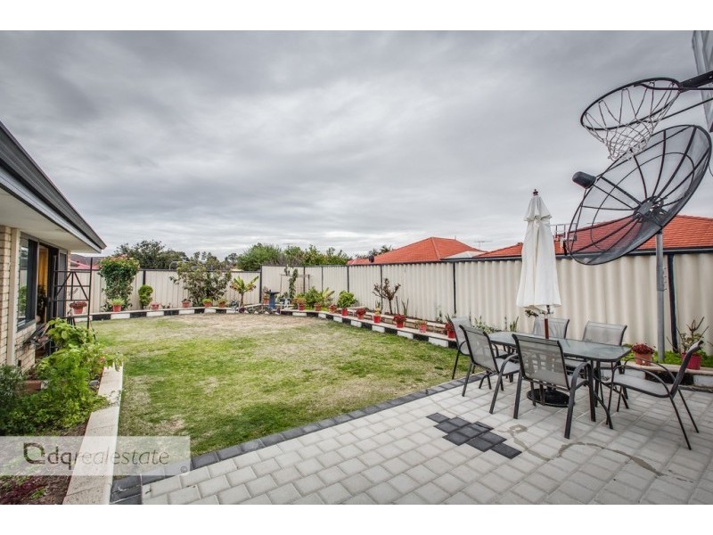 15 Harrington Avenue, Tapping WA 6065