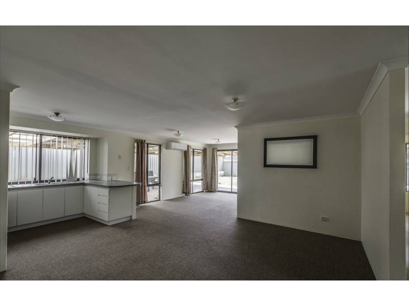 66 Dalvik Avenue, Merriwa WA 6030