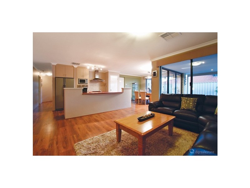 15 Penrose Vista, Tapping WA 6065