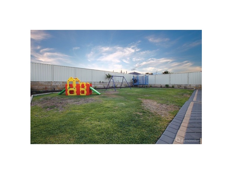 15 Penrose Vista, Tapping WA 6065