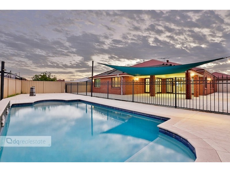 12 Limerick Crescent, Darch WA 6065