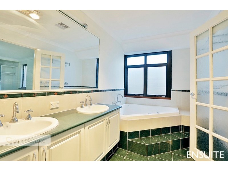 12 Limerick Crescent, Darch WA 6065