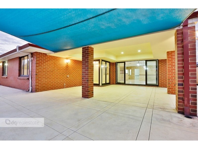 12 Limerick Crescent, Darch WA 6065
