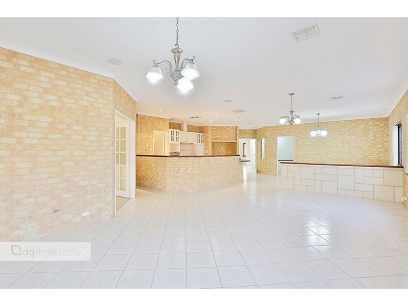 12 Limerick Crescent, Darch WA 6065