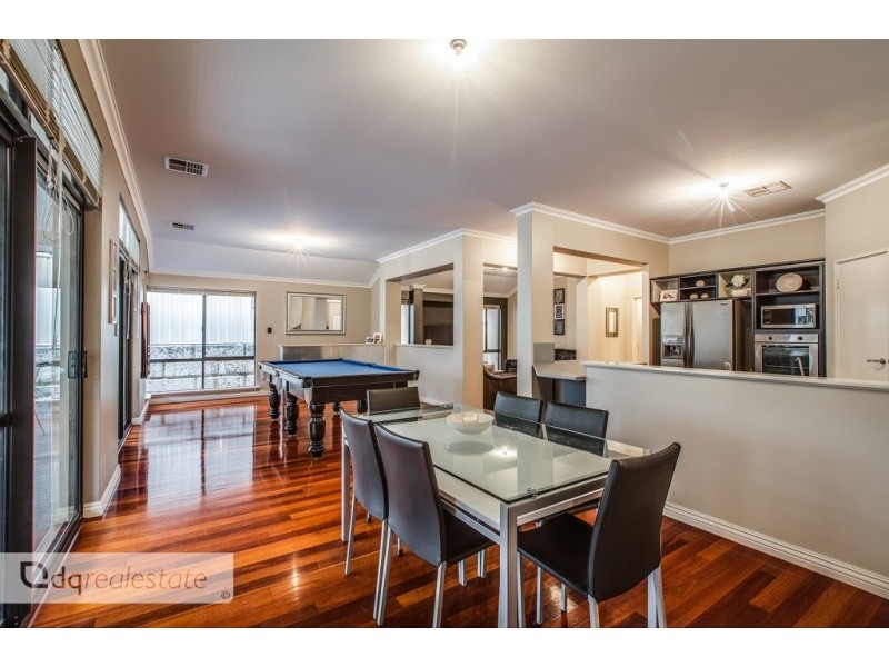 4 Hopper Turn, Madeley WA 6065