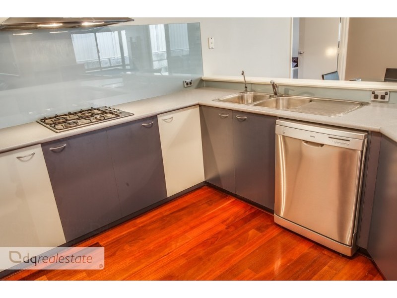 4 Hopper Turn, Madeley WA 6065