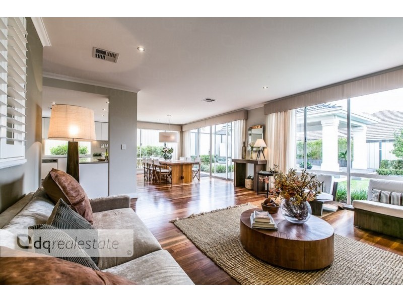 53 Solaia Loop, Woodvale WA 6026