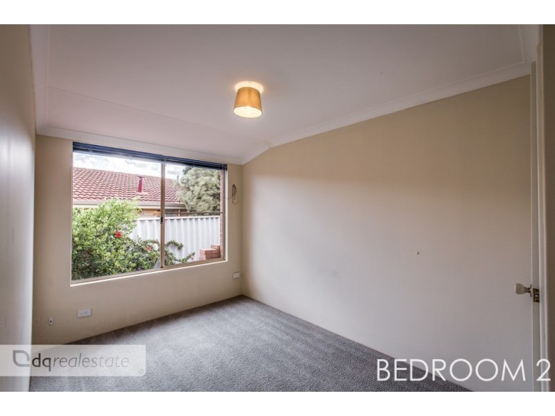 14 Woodlupine Rise, Woodvale WA 6026