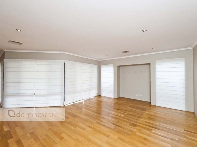 26 Jindalee Boulevard, Jindalee WA 6036