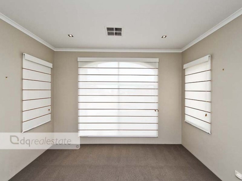 26 Jindalee Boulevard, Jindalee WA 6036