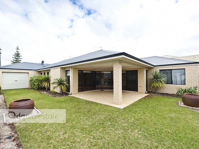 26 Jindalee Boulevard, Jindalee WA 6036