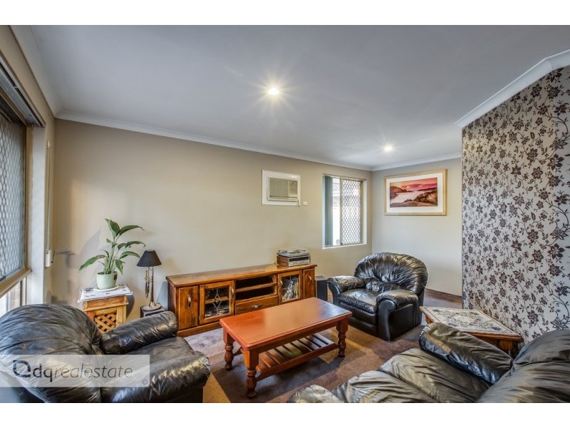 21 Aristos Way, Marangaroo WA 6064