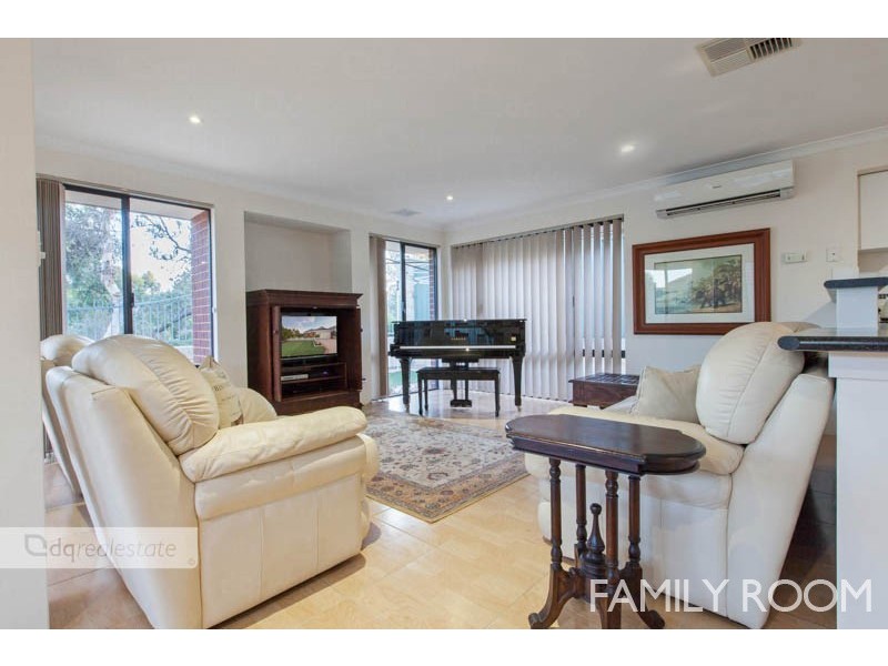 18 Hersey Parkway, Landsdale WA 6065