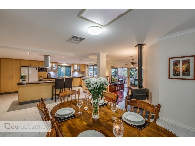 24 Comstock Way, Woodvale WA 6026