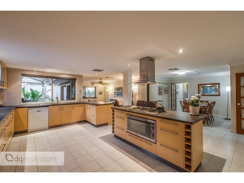 24 Comstock Way, Woodvale WA 6026