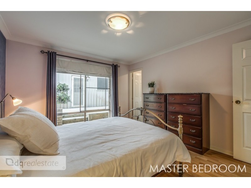 24 Comstock Way, Woodvale WA 6026