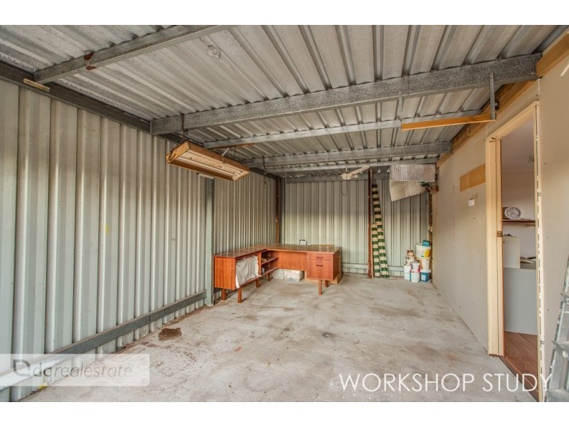 24 Comstock Way, Woodvale WA 6026