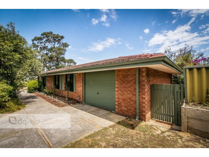 2 Hillside Close, Edgewater WA 6027