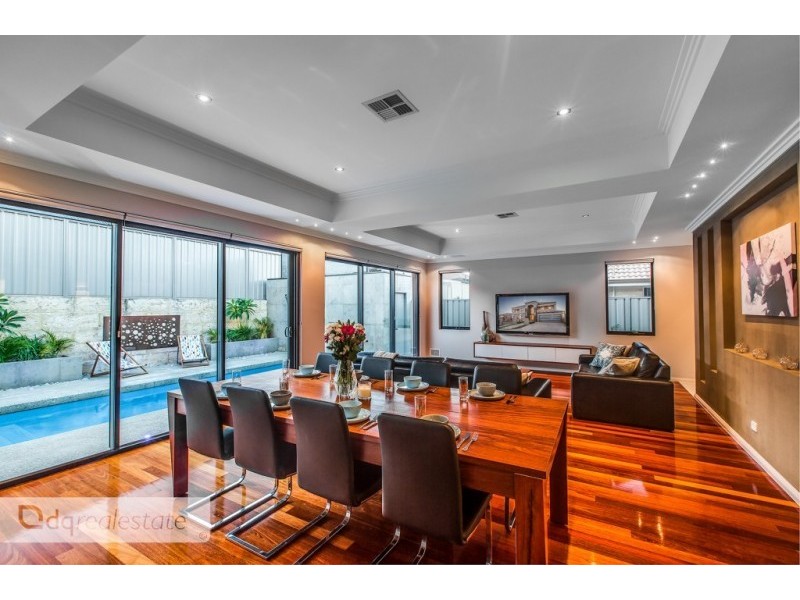 12 Castanet Drive, Madeley WA 6065