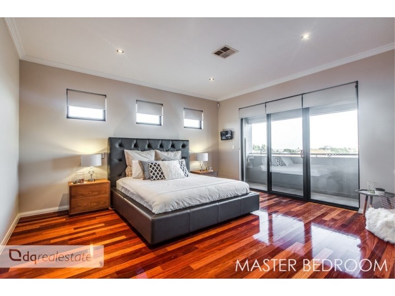 12 Castanet Drive, Madeley WA 6065