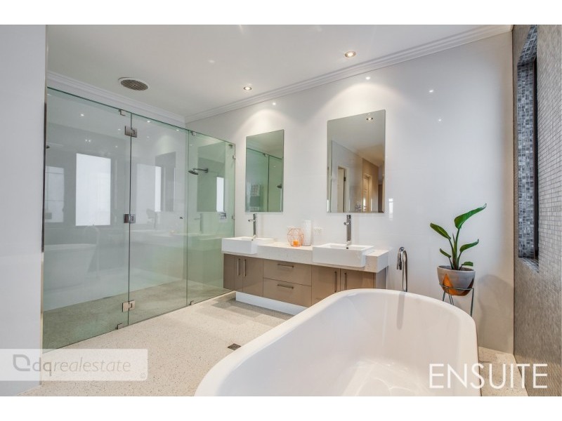 12 Castanet Drive, Madeley WA 6065