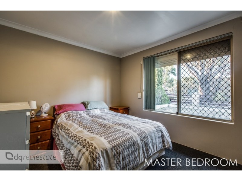 21 Aristos Way, Marangaroo WA 6064